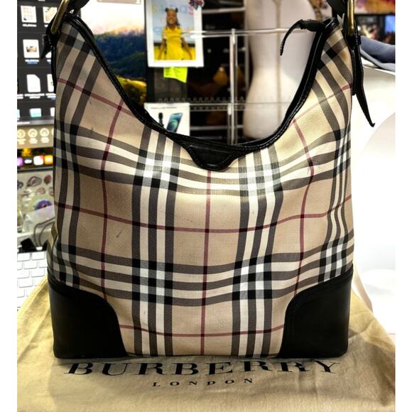 BURBERRY London Vintage Nova Check Coated Canvas Large Shoulder Bag - Picture 4 of 14